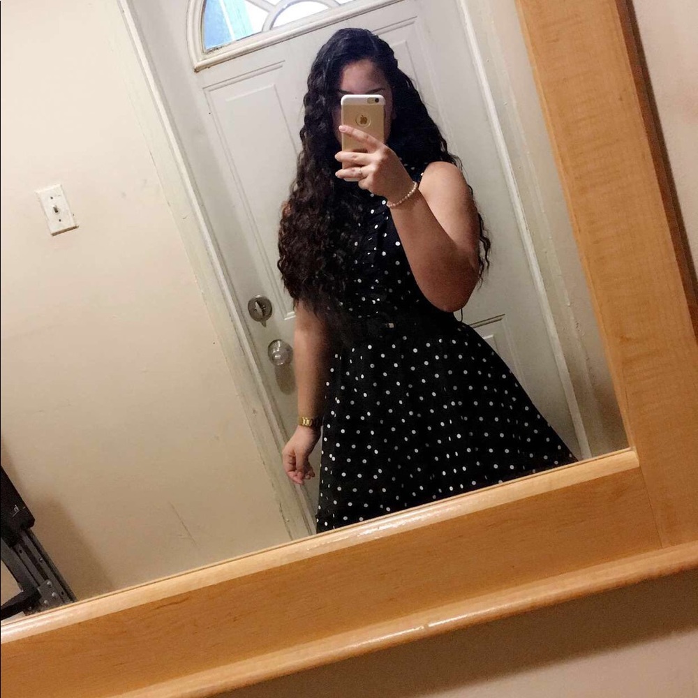 Black/White